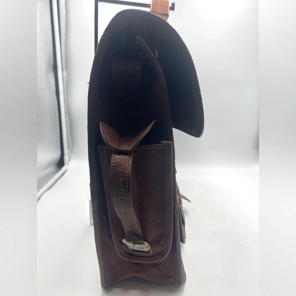 Cuero: Hand Crafted Genuine Goat Leather Laptop Computer Messenger Bag Briefcase